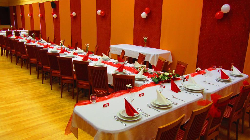 Wellness & Sport Hotel Ttc Vrchlabí Esterno foto