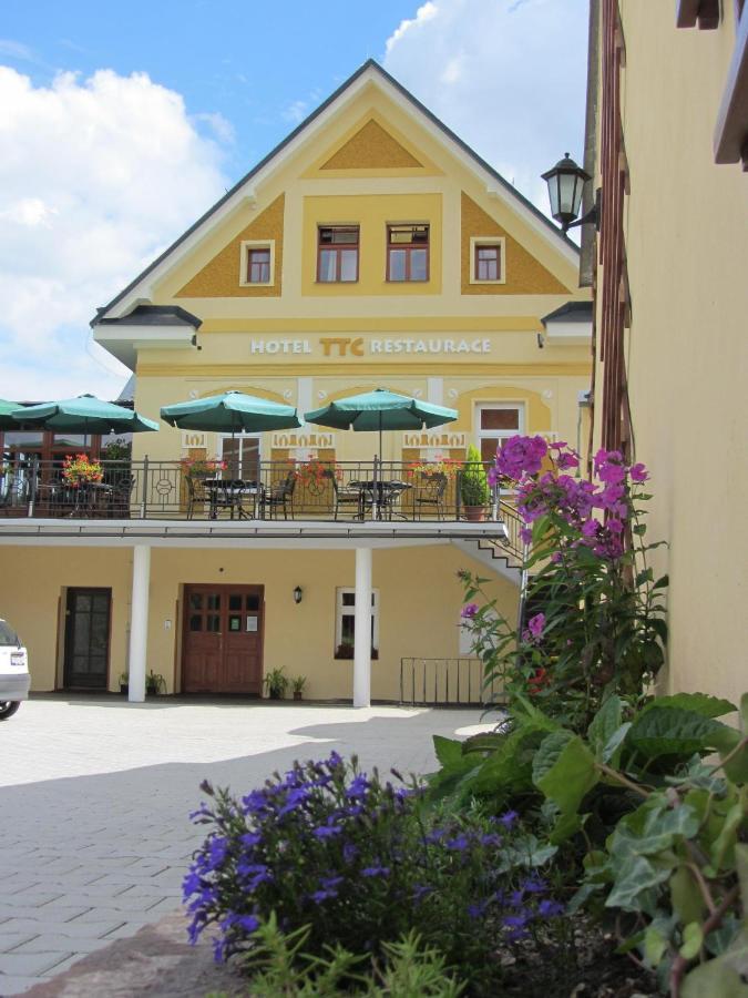 Wellness & Sport Hotel Ttc Vrchlabí Esterno foto