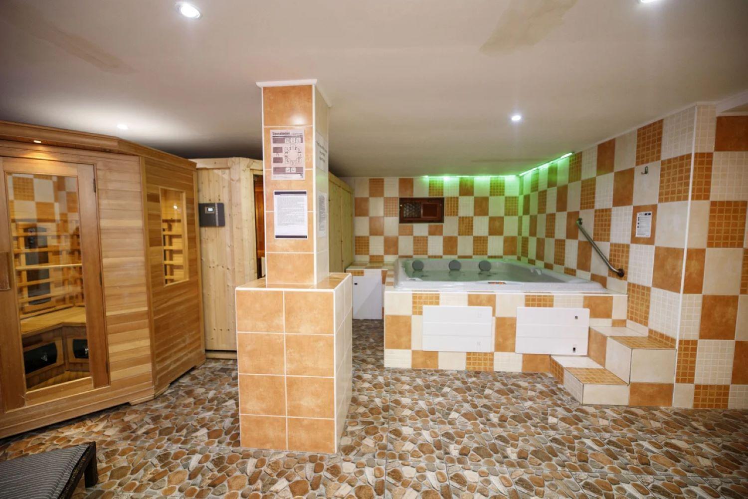 Wellness & Sport Hotel Ttc Vrchlabí Esterno foto